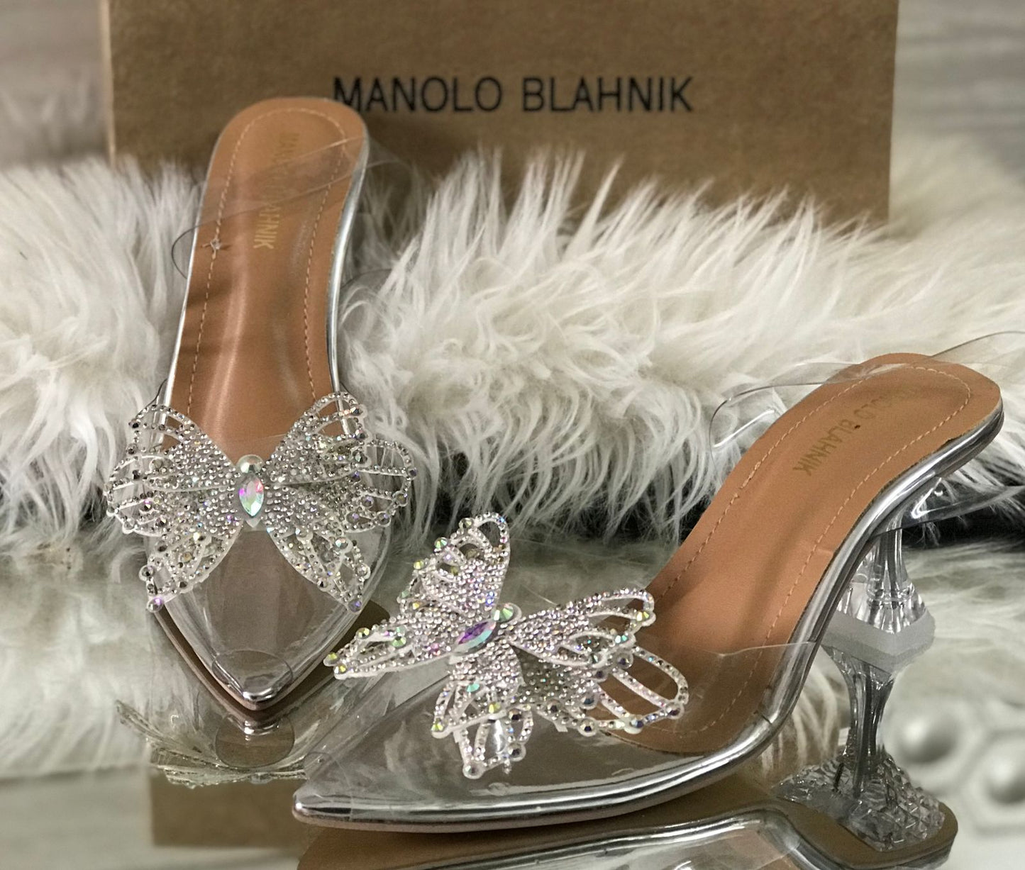 Manolo butterfly broche heels - Comfy