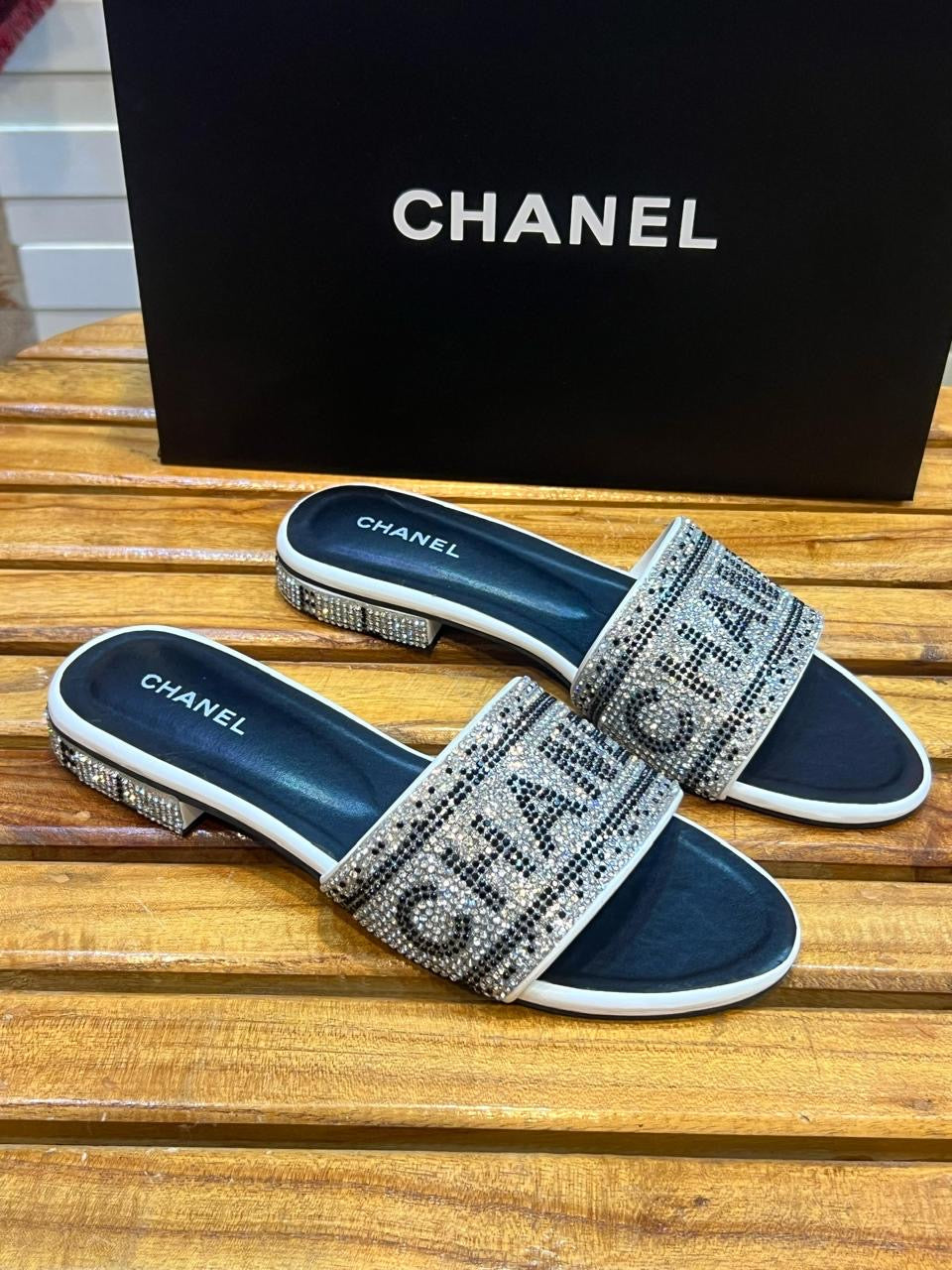 Chanel shine flats