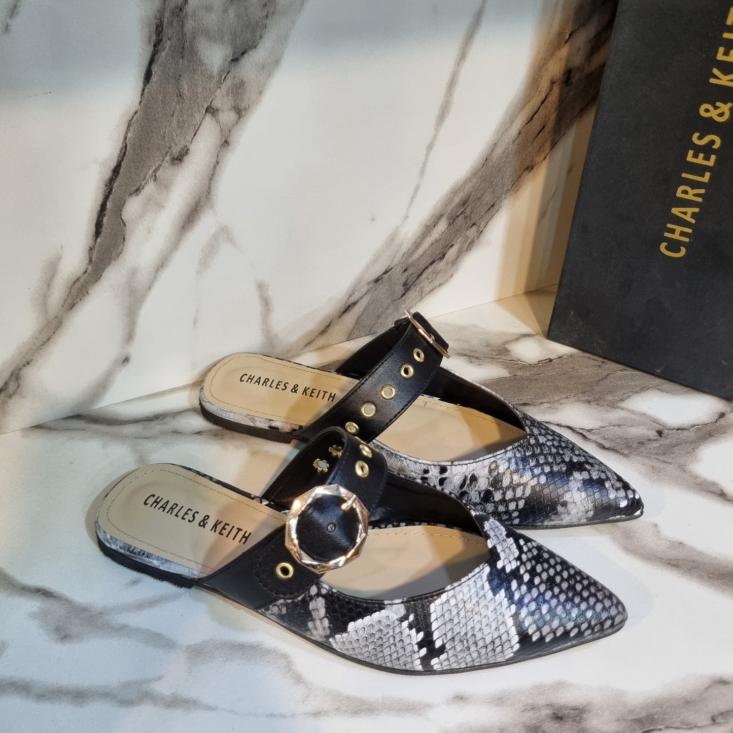 CK buckle semi shoe - Comfy