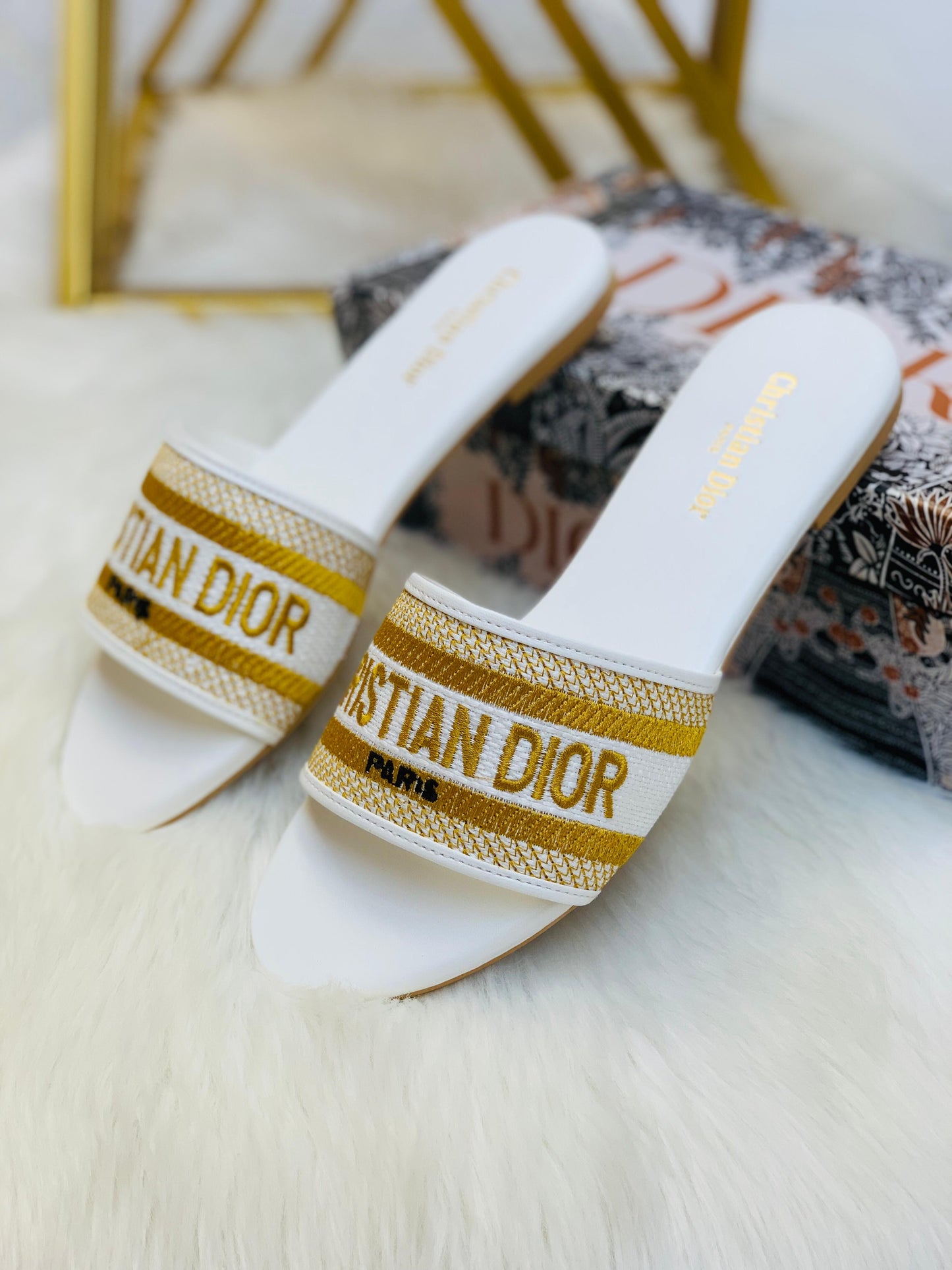 CD embroidery