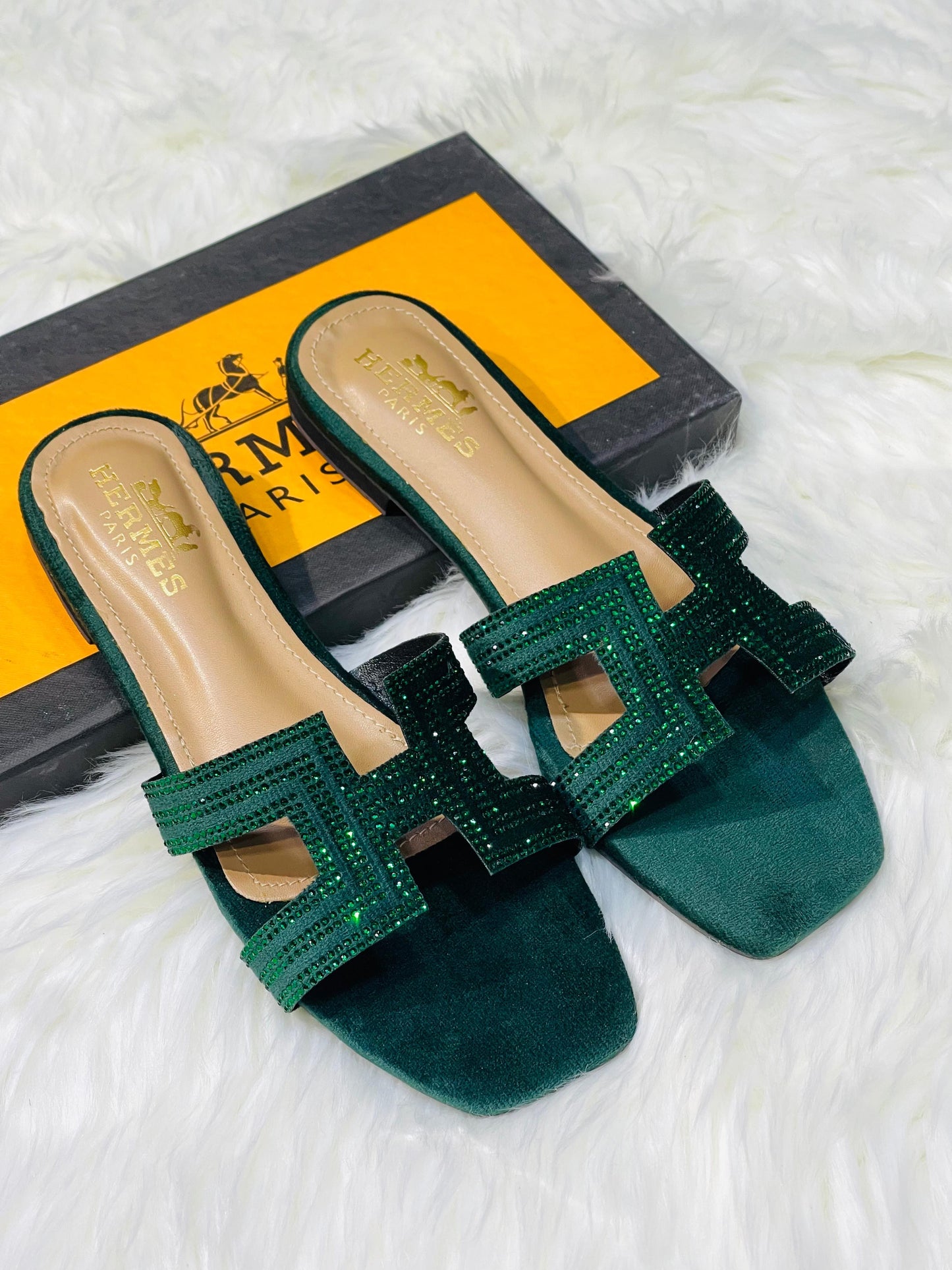 H shine flats