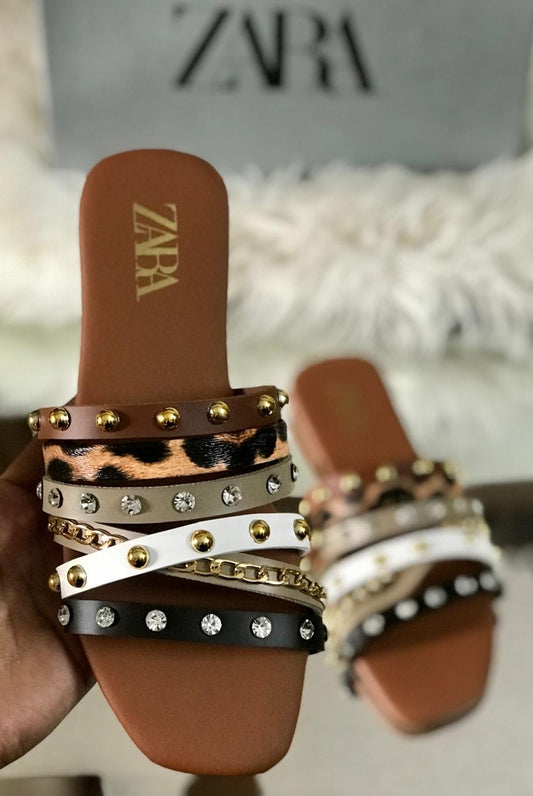 Unique zara chain flats