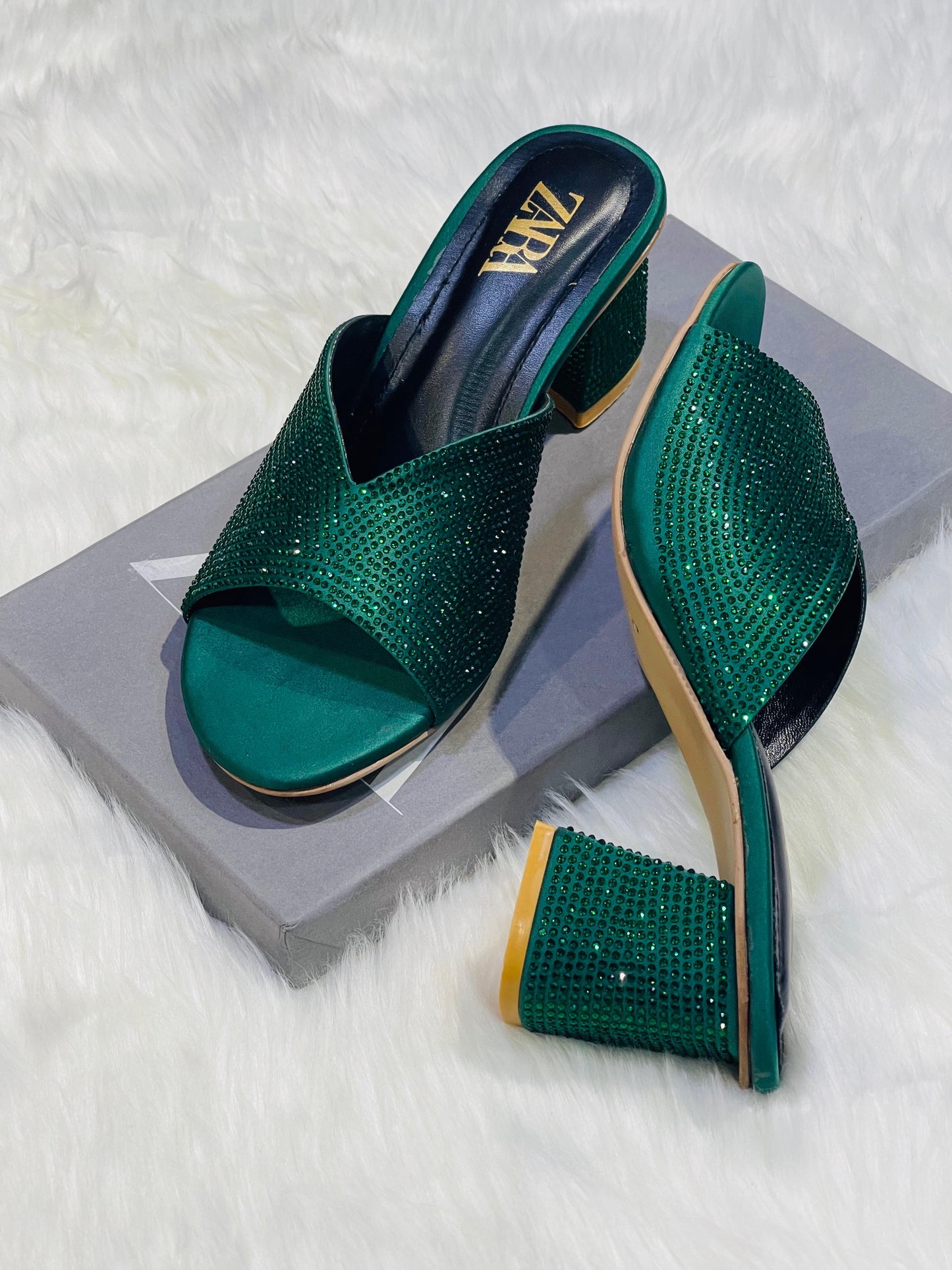 Stone block heel