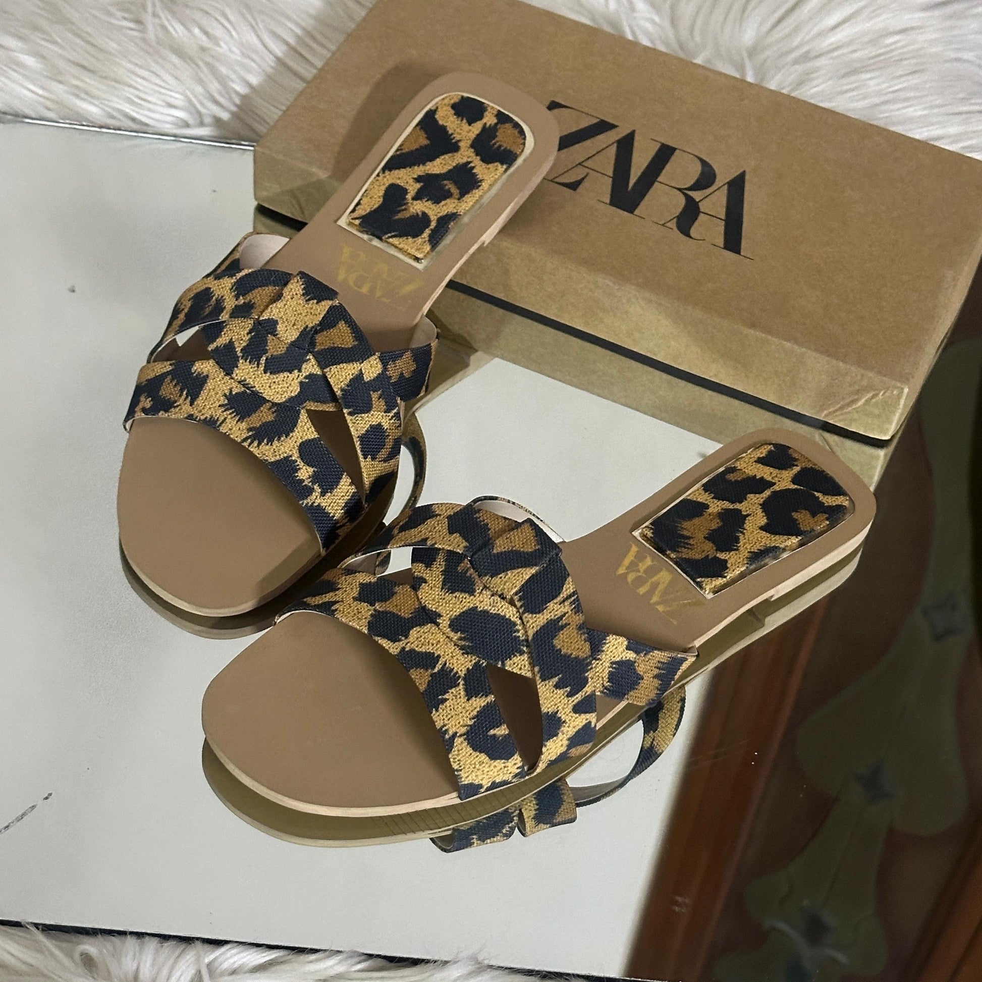 Cheetah strap flats - Comfy