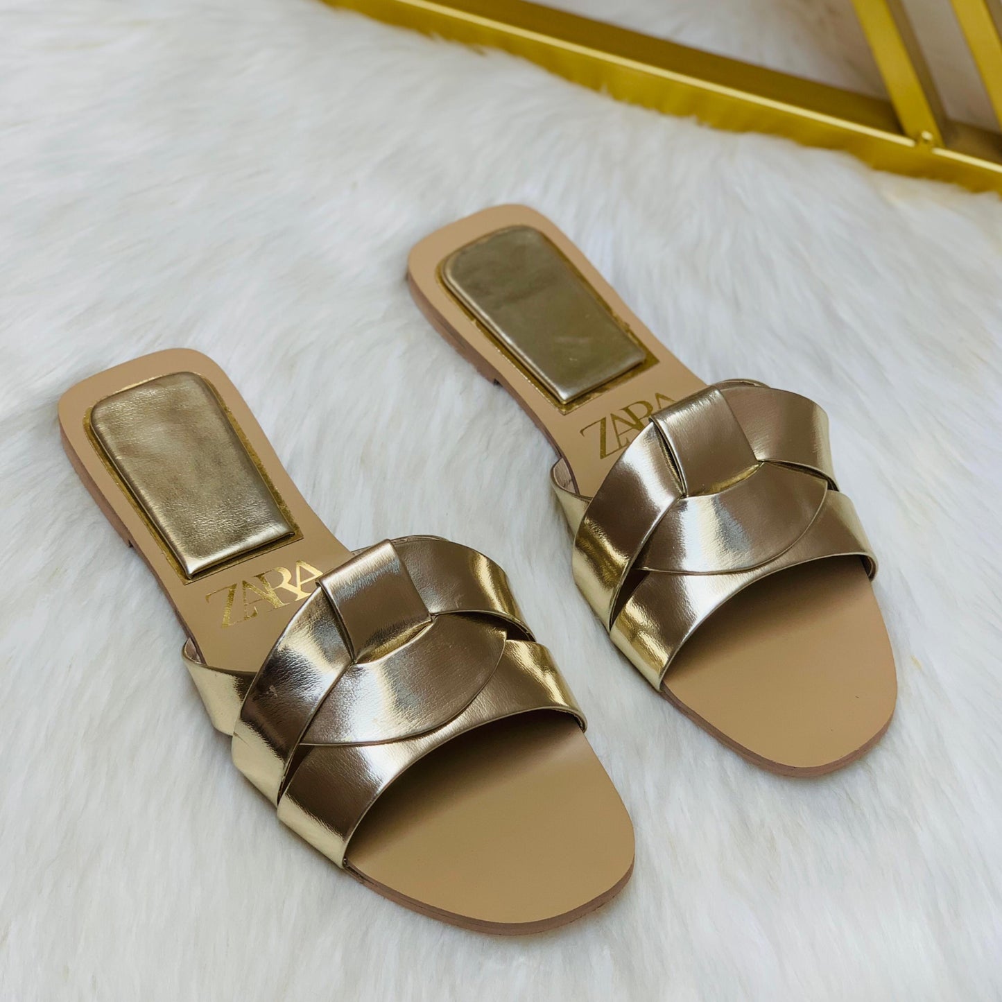 Zara basic flats
