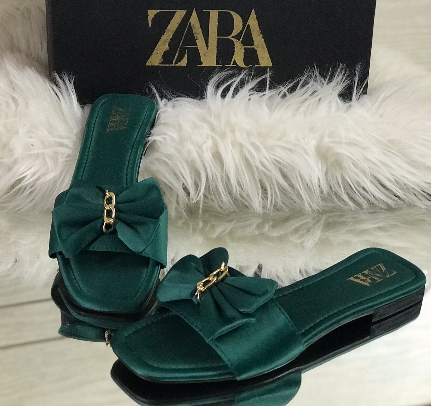 Chain bow flats