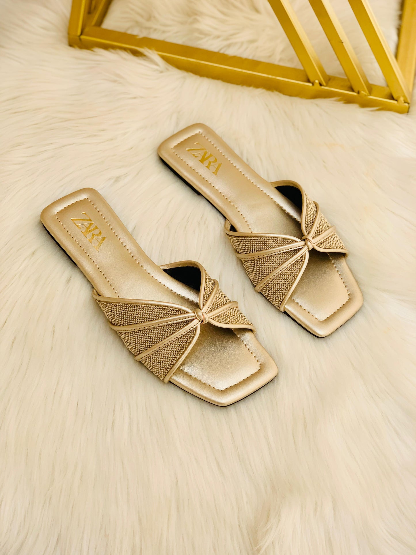 Bow flats